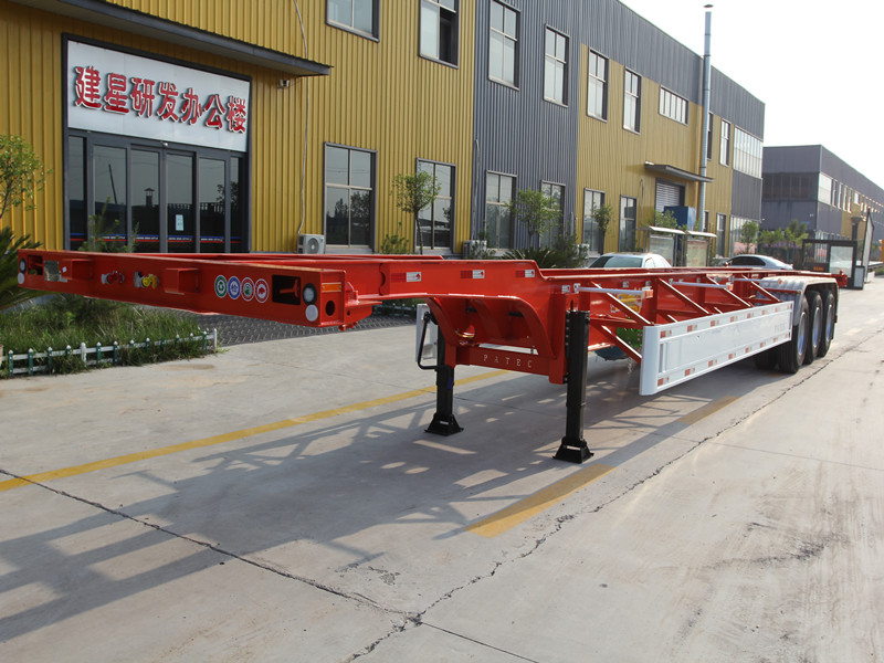 45尺3轴6锁鹅颈骨架