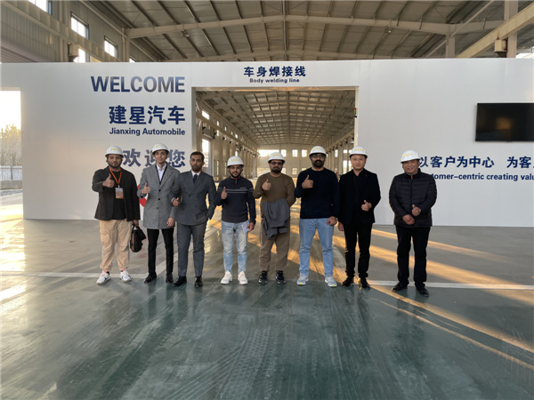 非洲和南美洲的客户参观洽谈合作