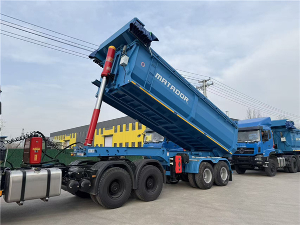 两桥后翻自卸半挂车