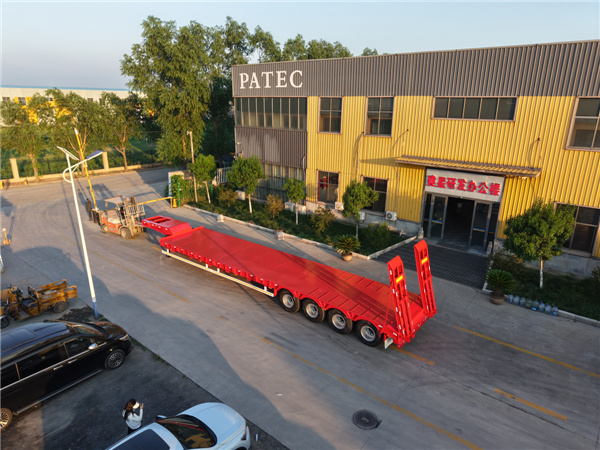 低平板半挂车
